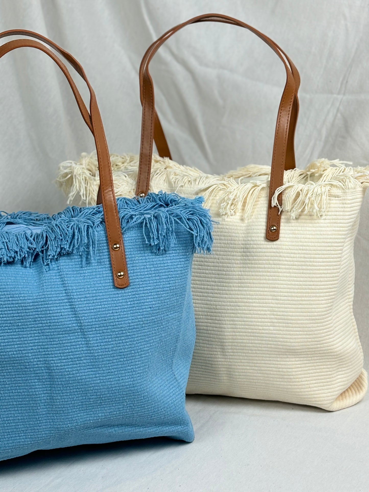 Bolso Maxi con flecos