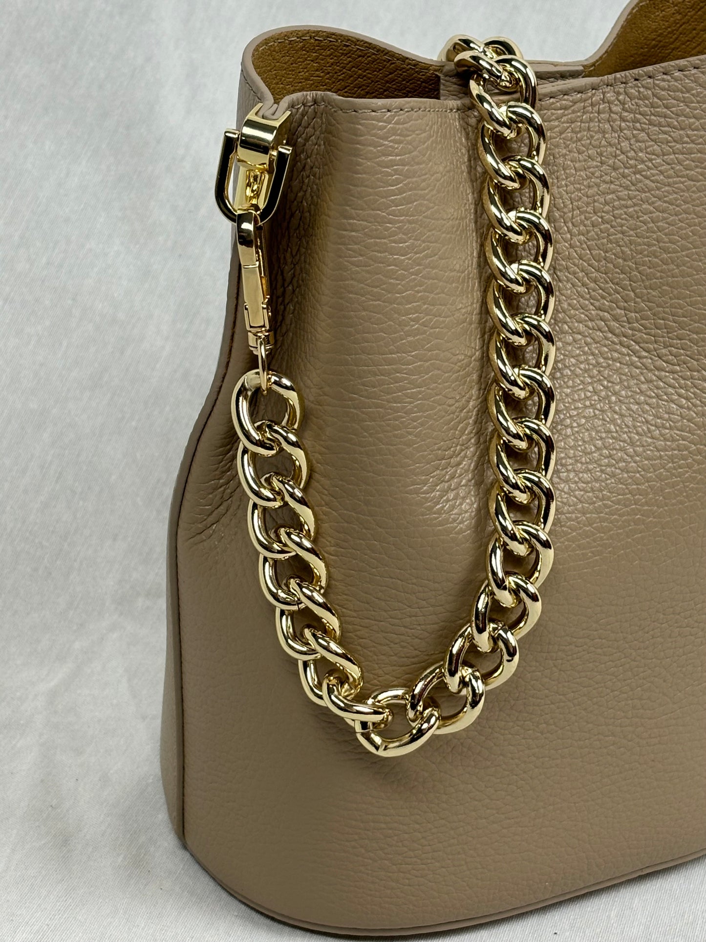 Bolso bombonera Capri